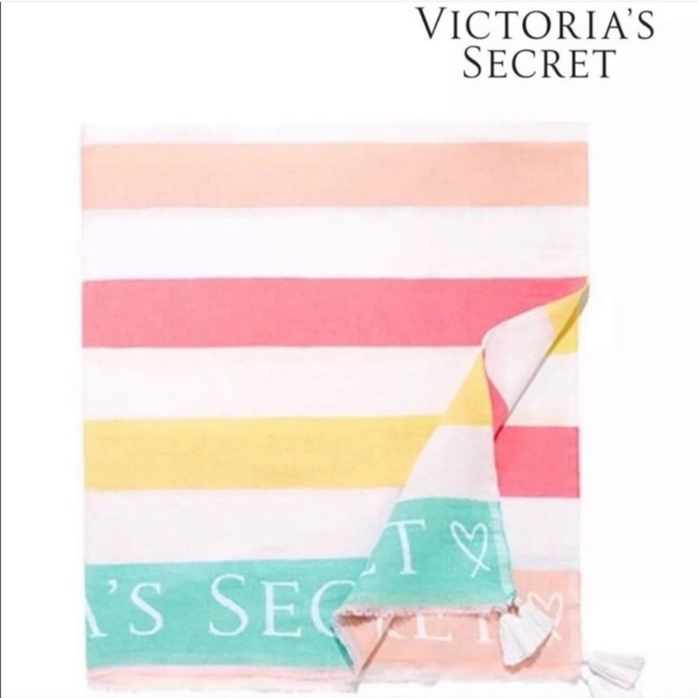 Victoria's Secret Limited Edition 2018 Oversized Striped‎ Beach Towel Blanket